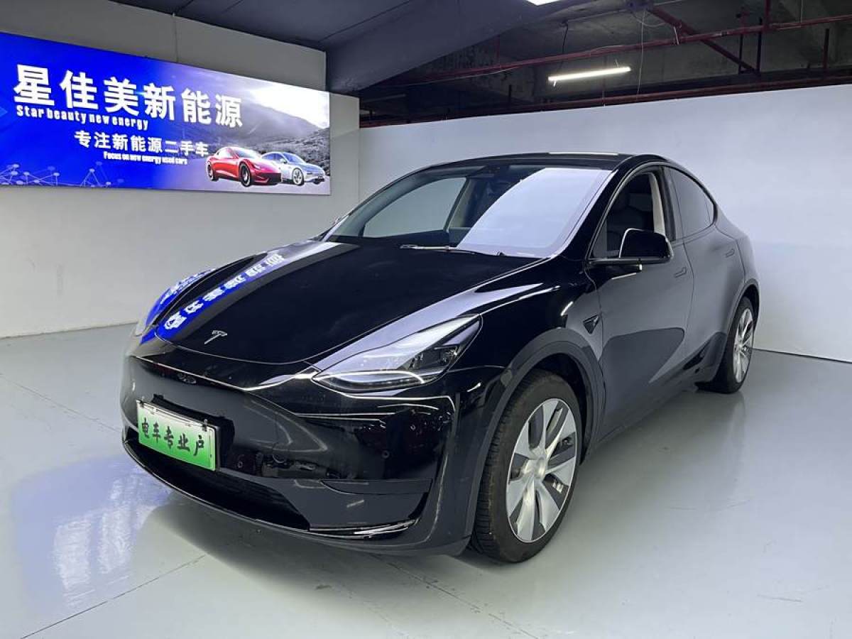 2021年12月特斯拉 Model 3  2021款 改款 標(biāo)準(zhǔn)續(xù)航后驅(qū)升級版