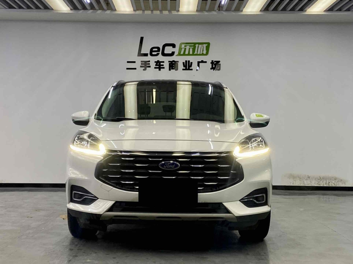 福特 銳際  2024款 EcoBoost 245 兩驅(qū)耀享款圖片