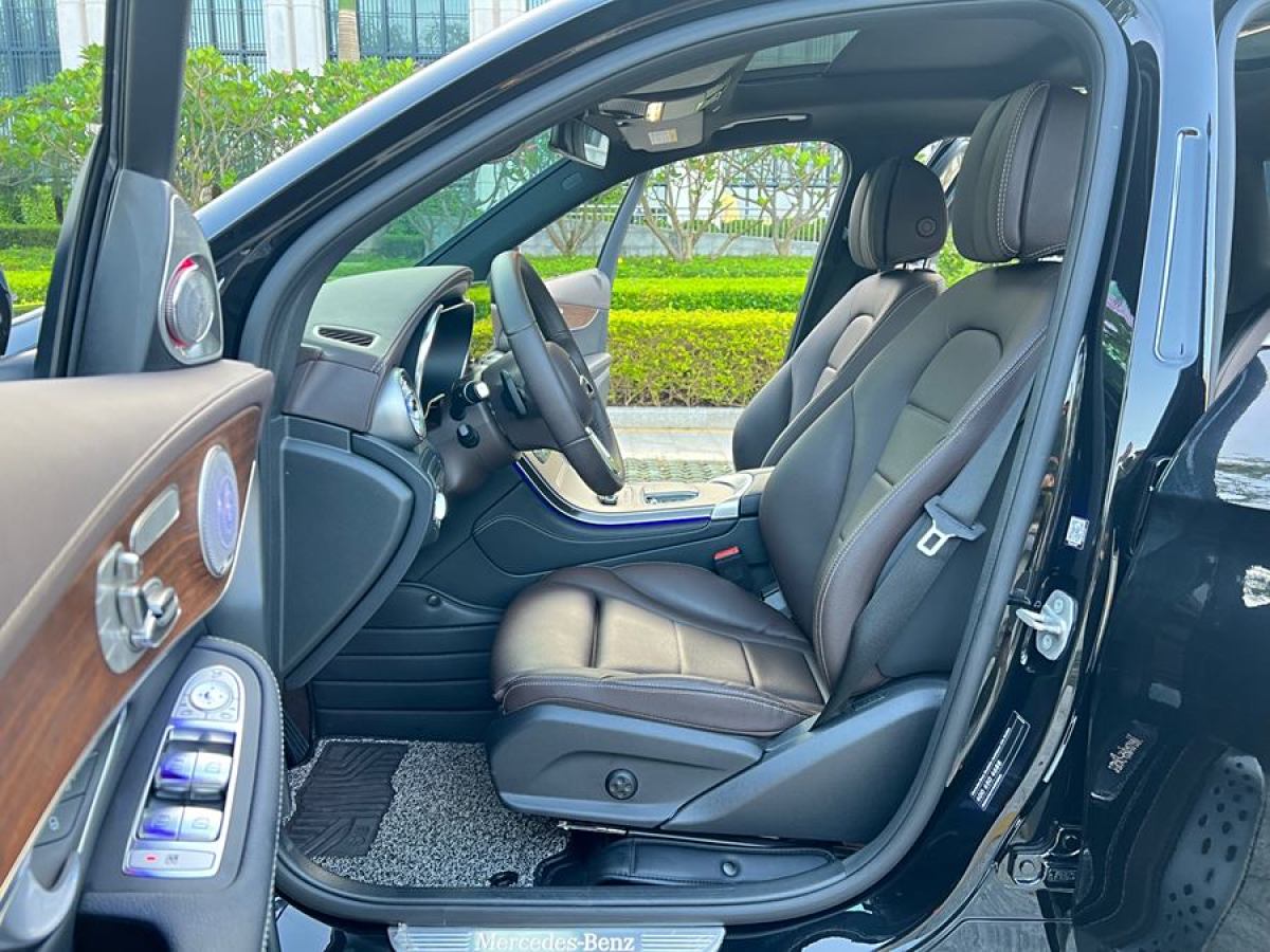 2021年5月奔馳 奔馳GLC  2021款 GLC 300 L 4MATIC 動(dòng)感型