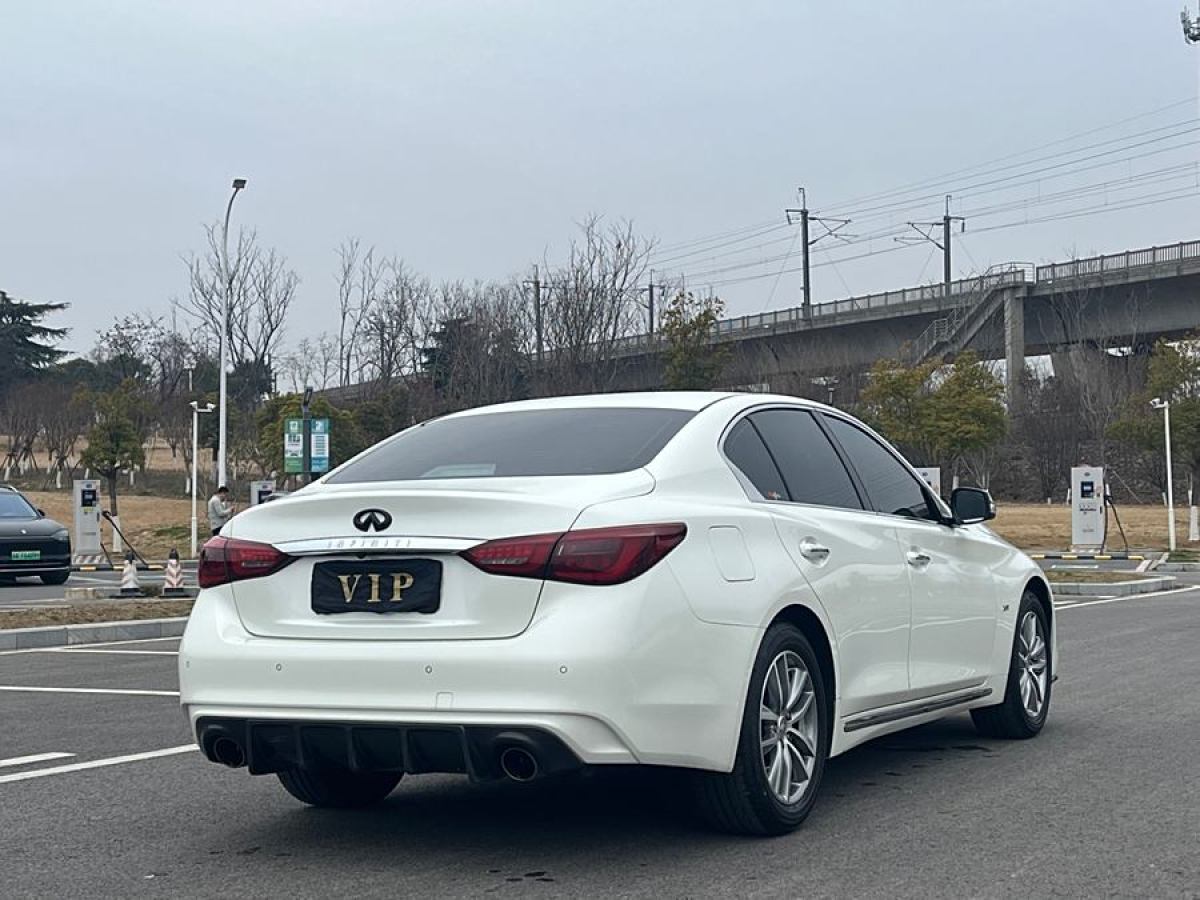 英菲尼迪 Q50L  2018款  2.0T 舒適版 國(guó)VI圖片