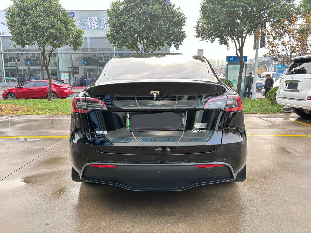 特斯拉 Model 3  2023款 煥新版 后輪驅(qū)動圖片