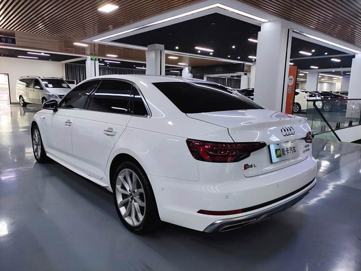 2019年10月奧迪 奧迪A4L  2019款 40 TFSI 時尚型 國VI