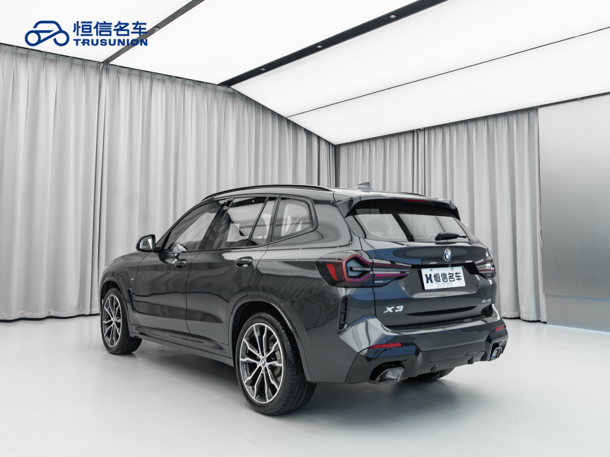 寶馬 寶馬X3  2022款 xDrive30i 領(lǐng)先型 M曜夜套裝圖片