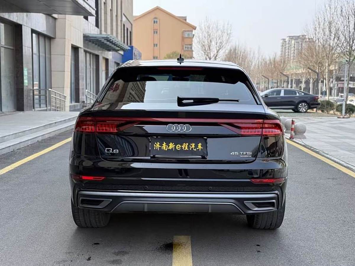 奧迪 奧迪Q8  2019款 45 TFSI 豪華致雅型圖片