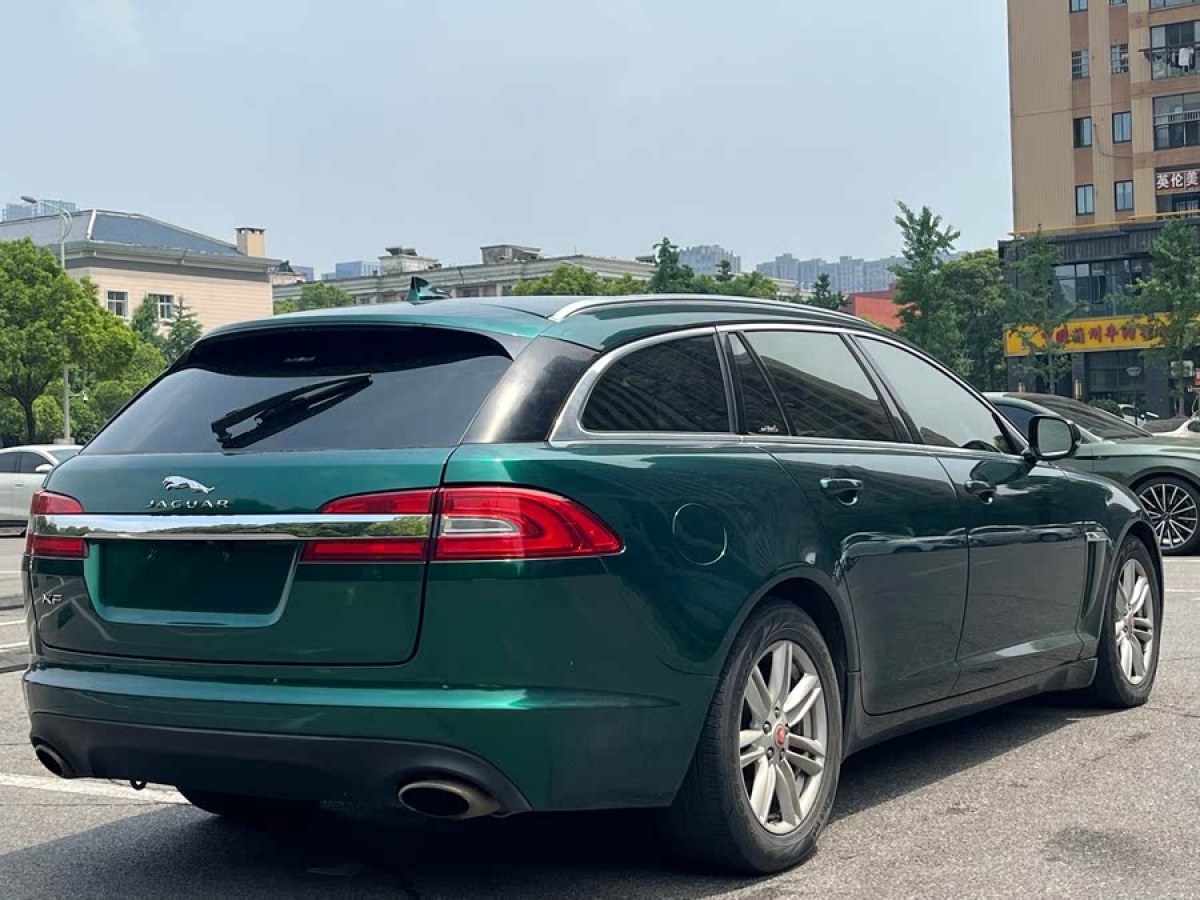 捷豹 XF  2015款 XF 2.0T Sportbrake 風(fēng)華版圖片