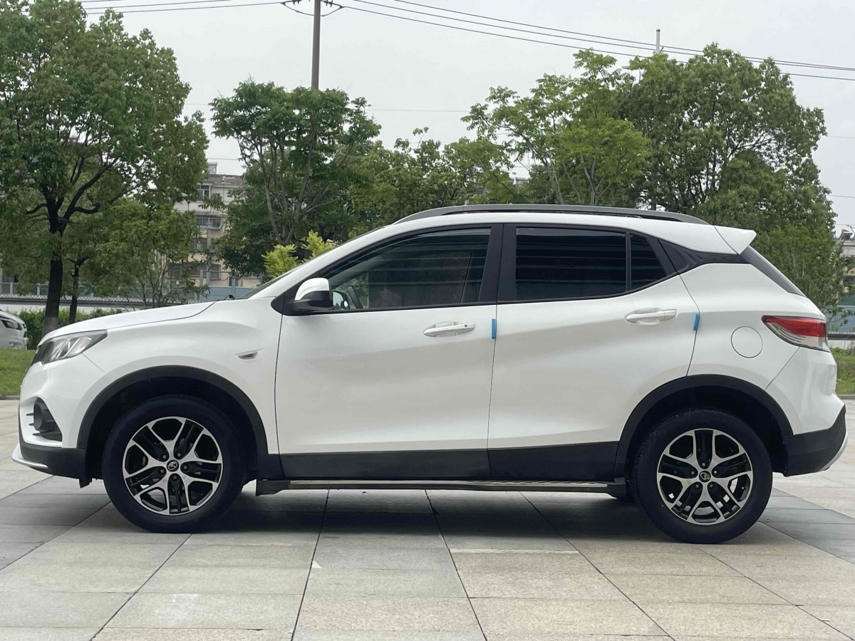 2017年7月東南 DX3  2019款 DX3X酷綺 1.5L 手動尊貴型