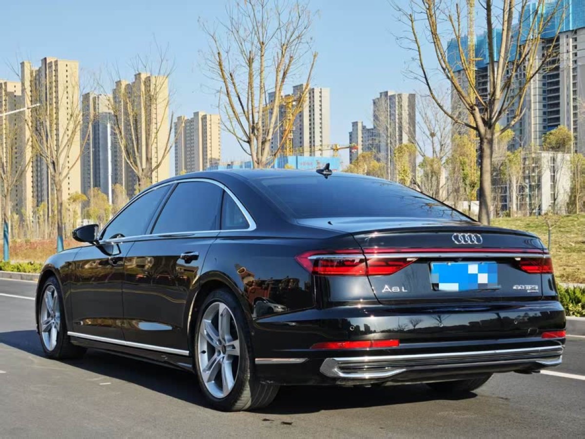 奧迪 奧迪A8  2023款 A8L 50 TFSI quattro 臻選型圖片