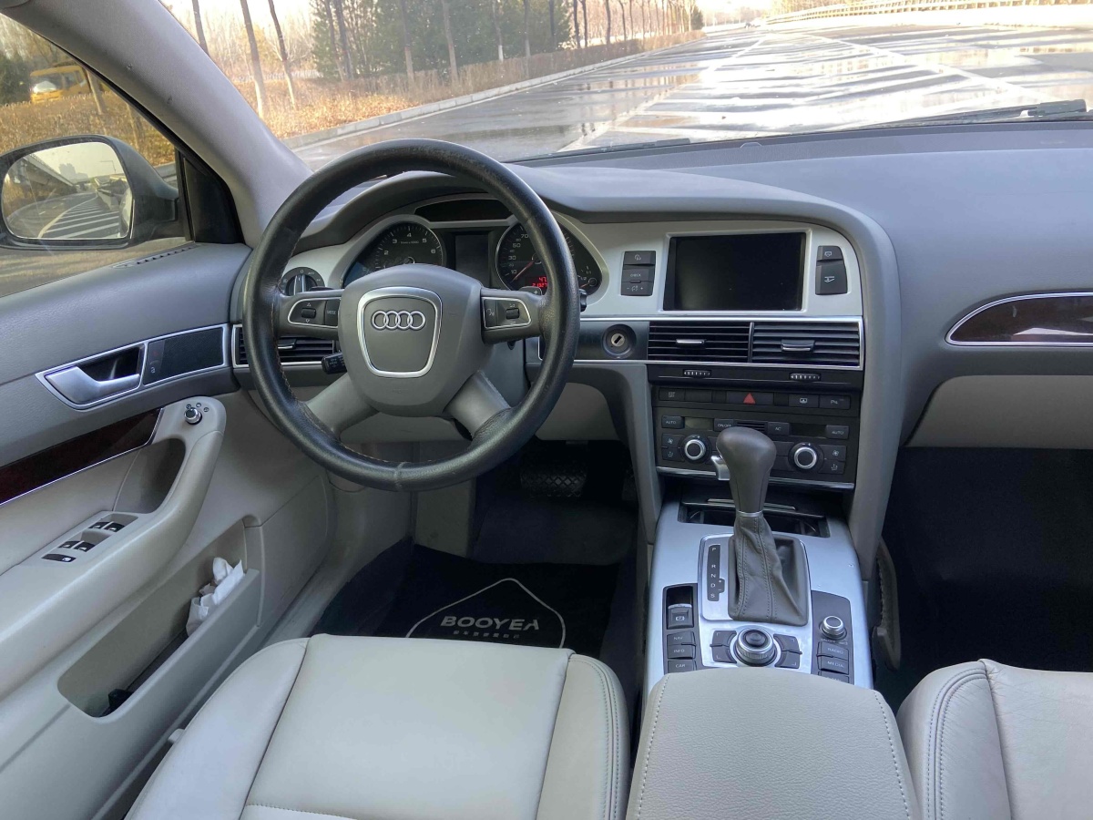 奧迪 奧迪A6L  2011款 A6L 2.0TFSI 標(biāo)準(zhǔn)型圖片