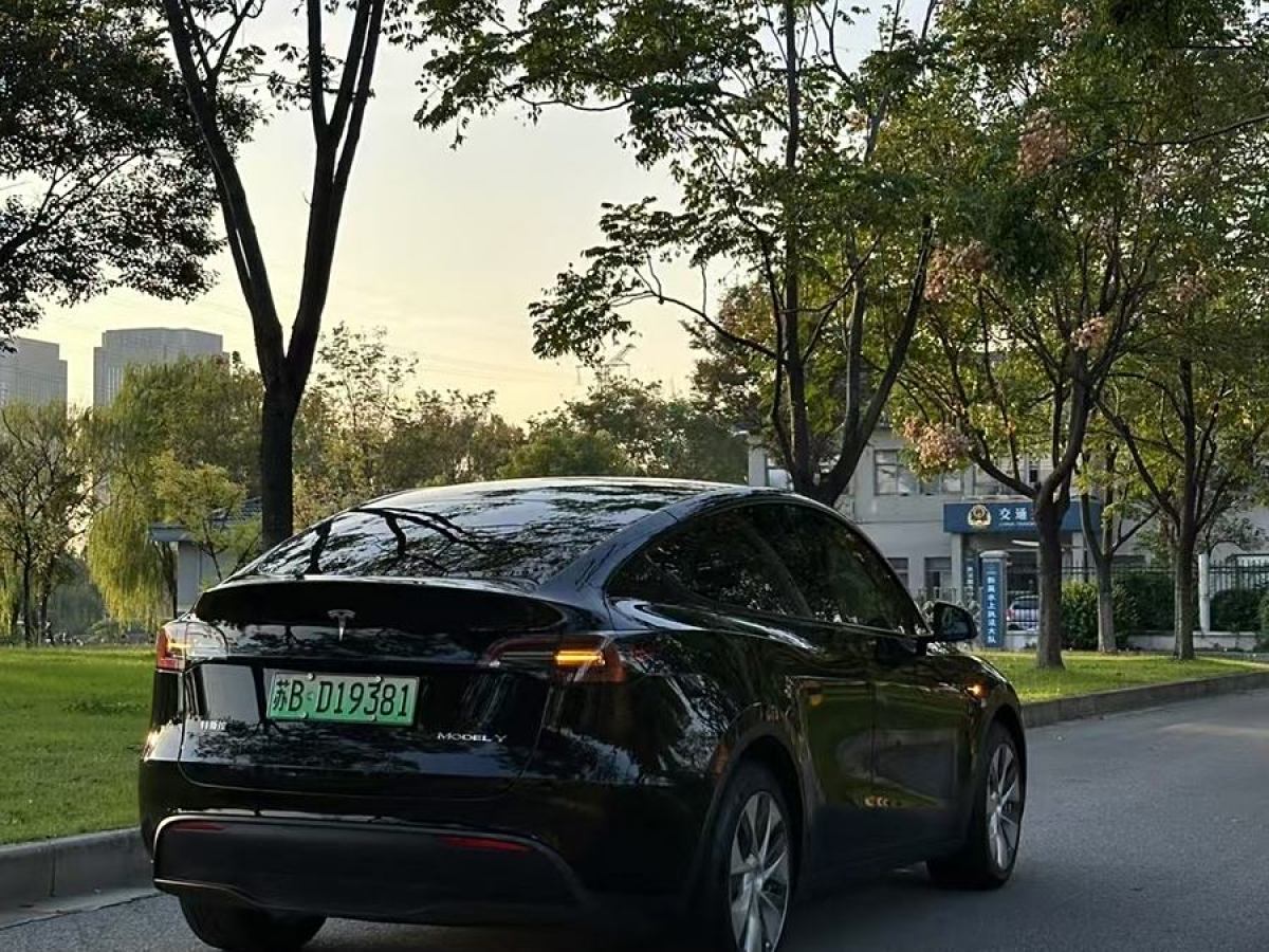 特斯拉 Model Y  2022款 改款 長續(xù)航全輪驅(qū)動版圖片