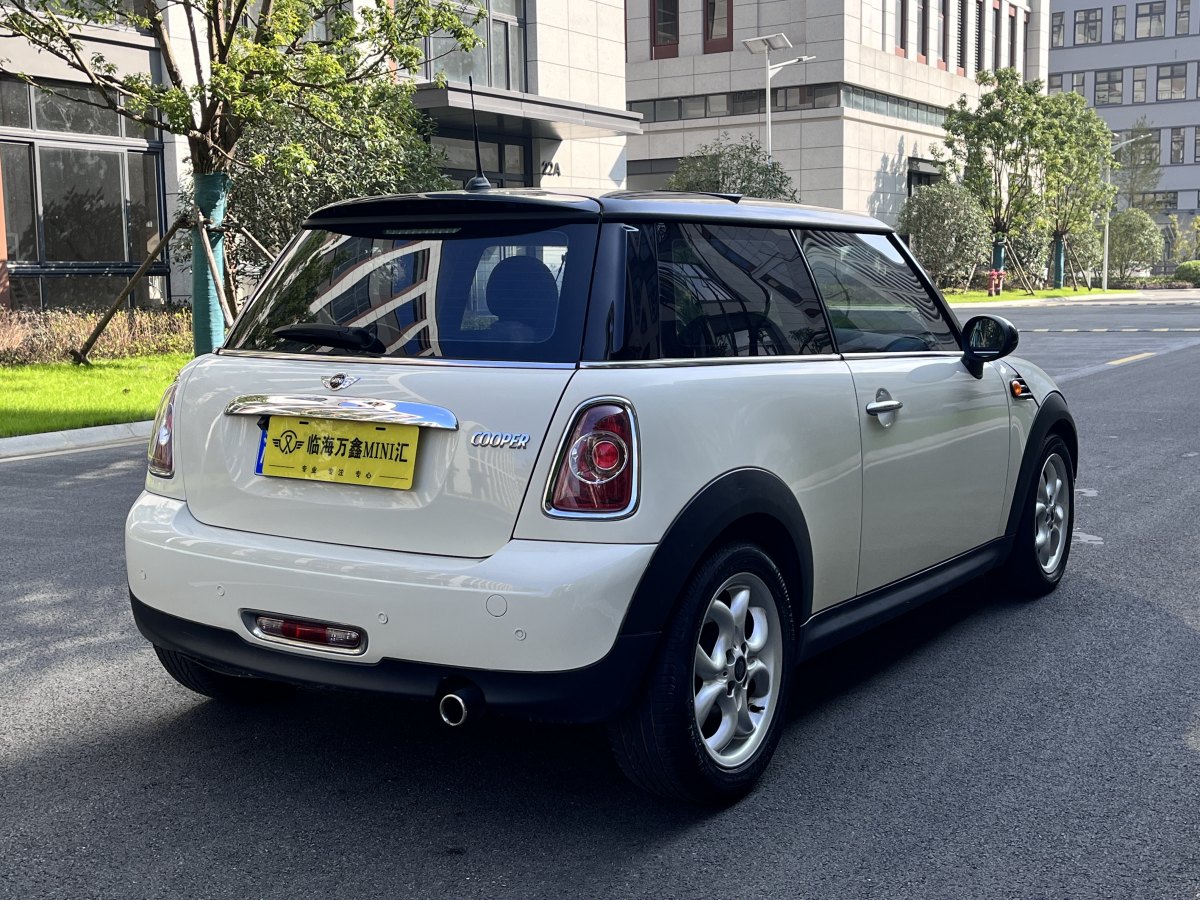 MINI COUNTRYMAN  2011款 1.6L COOPER Fun圖片