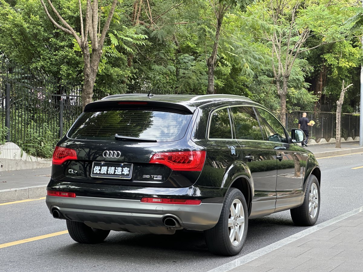 奧迪 奧迪Q7  2015款 35 TFSI 進(jìn)取型圖片