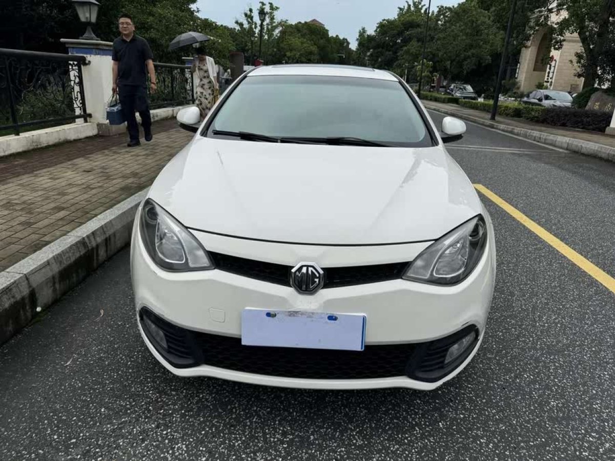 名爵 名爵6  2015款 掀背 1.8L 90周年賽道冠軍版手動(dòng)舒適型圖片