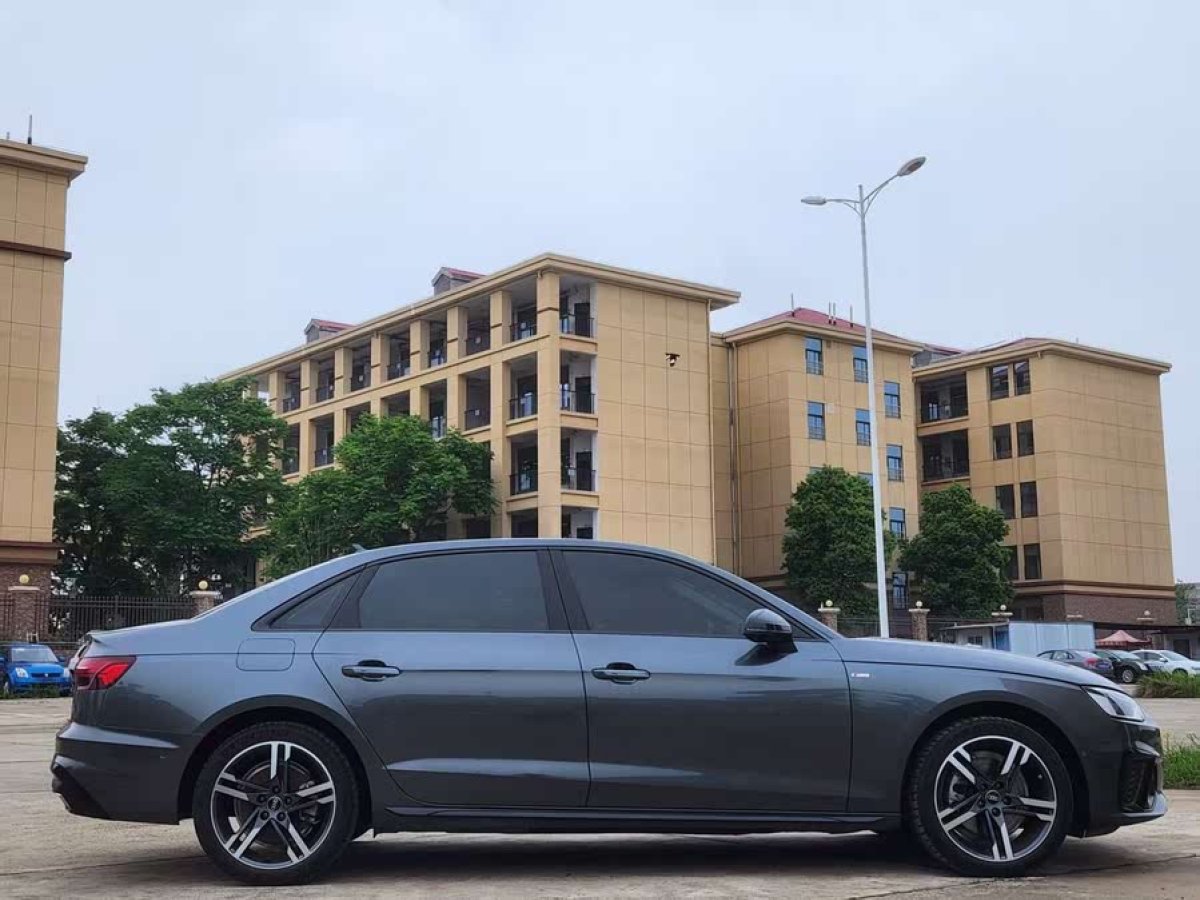 奧迪 奧迪A4L  2022款 40 TFSI 時尚動感型圖片
