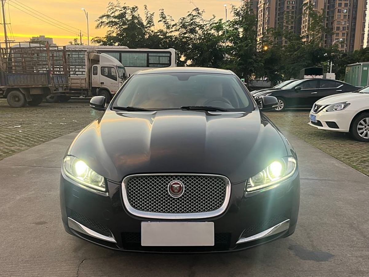 捷豹 XF  2009款 XF 3.0L V6豪華版圖片