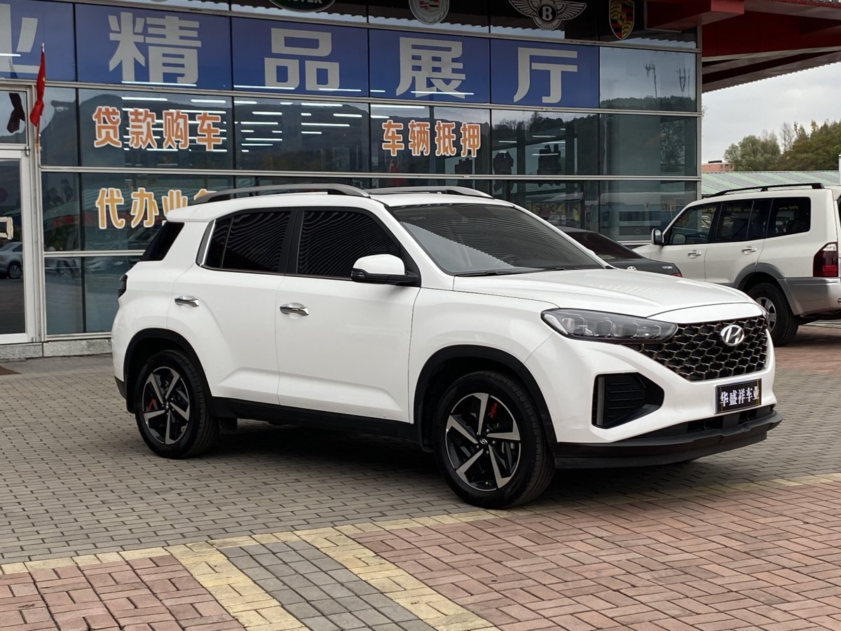 現(xiàn)代 ix35  2021款 2.0L 自動(dòng)兩驅(qū)領(lǐng)先版GLS圖片