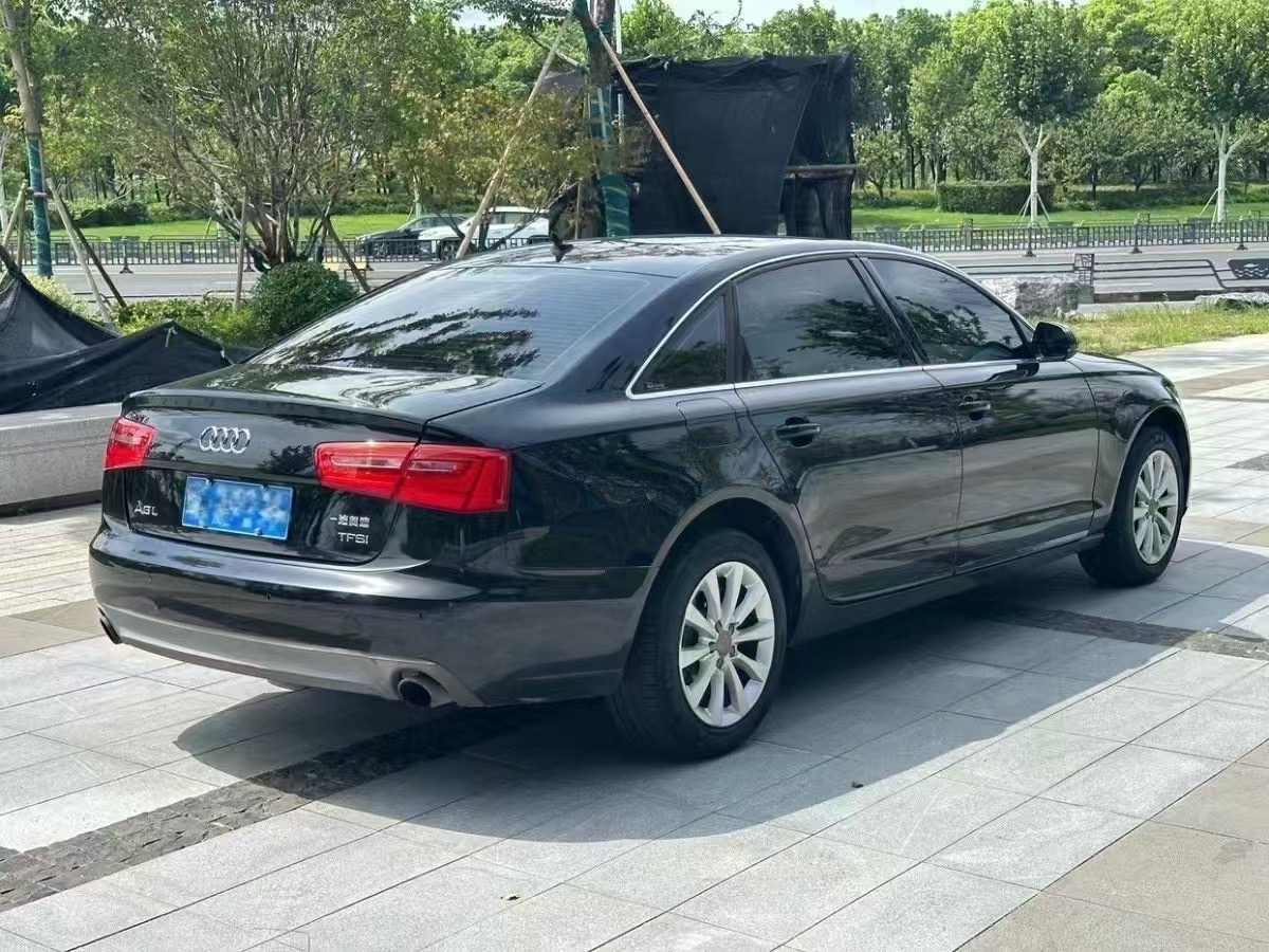 奧迪 奧迪A6L  2015款 TFSI 百萬(wàn)紀(jì)念智領(lǐng)型圖片