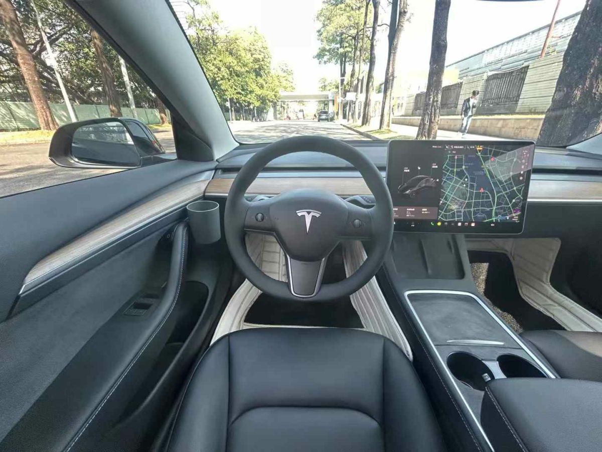 特斯拉 Model S  2021款 Plaid Plus 版圖片