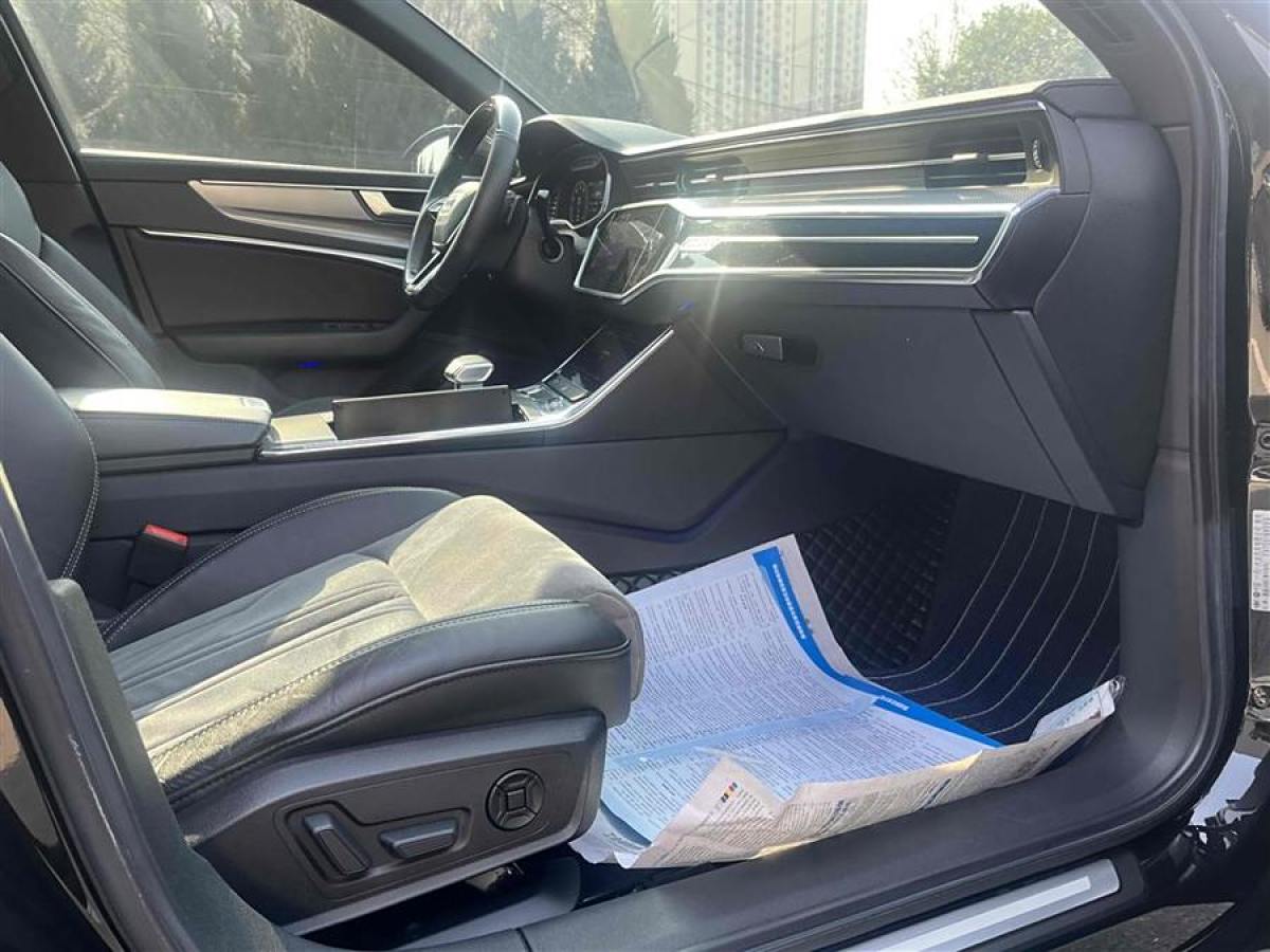 奧迪 奧迪A6L  2019款 40 TFSI 豪華動(dòng)感型圖片