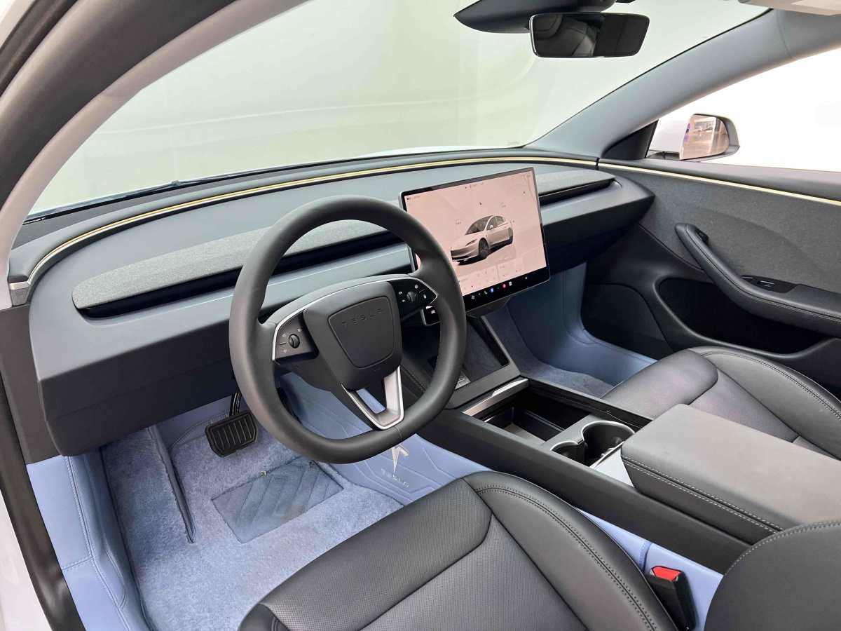 2024年1月特斯拉 Model 3  2023款 煥新版 后輪驅(qū)動