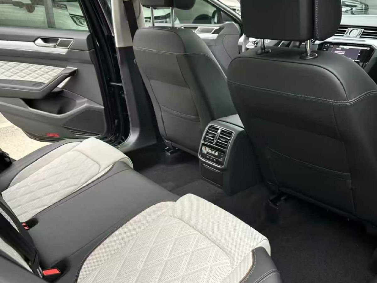 大眾 邁騰  2025款 眾享款 280TSI DSG豪華型圖片