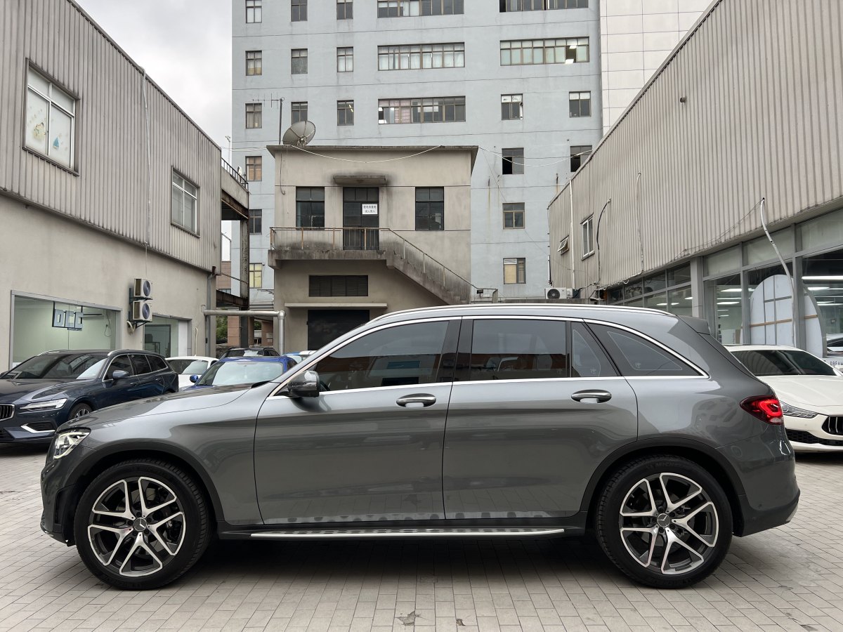 2021年4月奔馳 奔馳GLC  2021款 GLC 300 L 4MATIC 動(dòng)感型