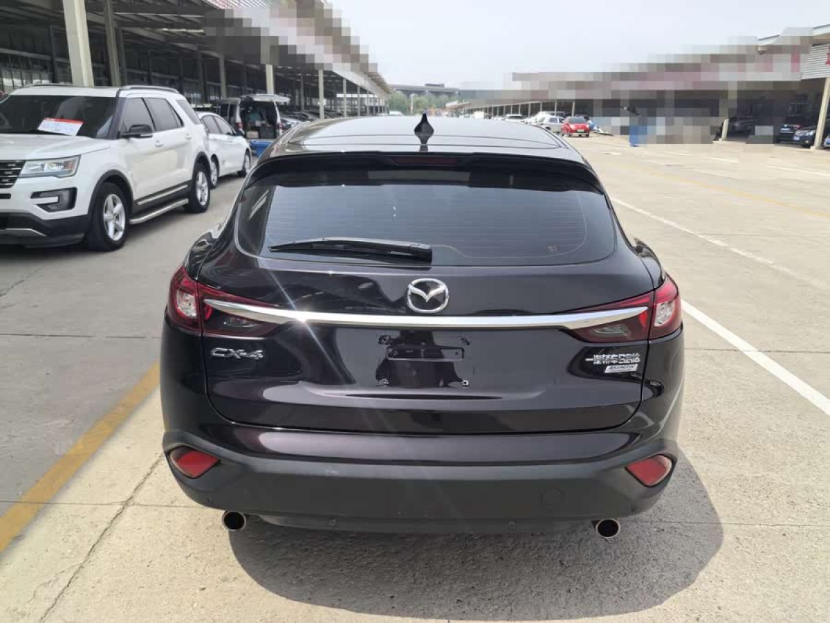 馬自達 CX-4  2016款 2.0L 自動兩驅(qū)藍天品位版圖片