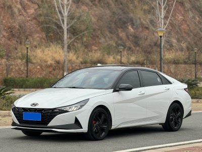 2022年8月 現(xiàn)代 伊蘭特 1.5L CVT 20周年紀(jì)念款圖片