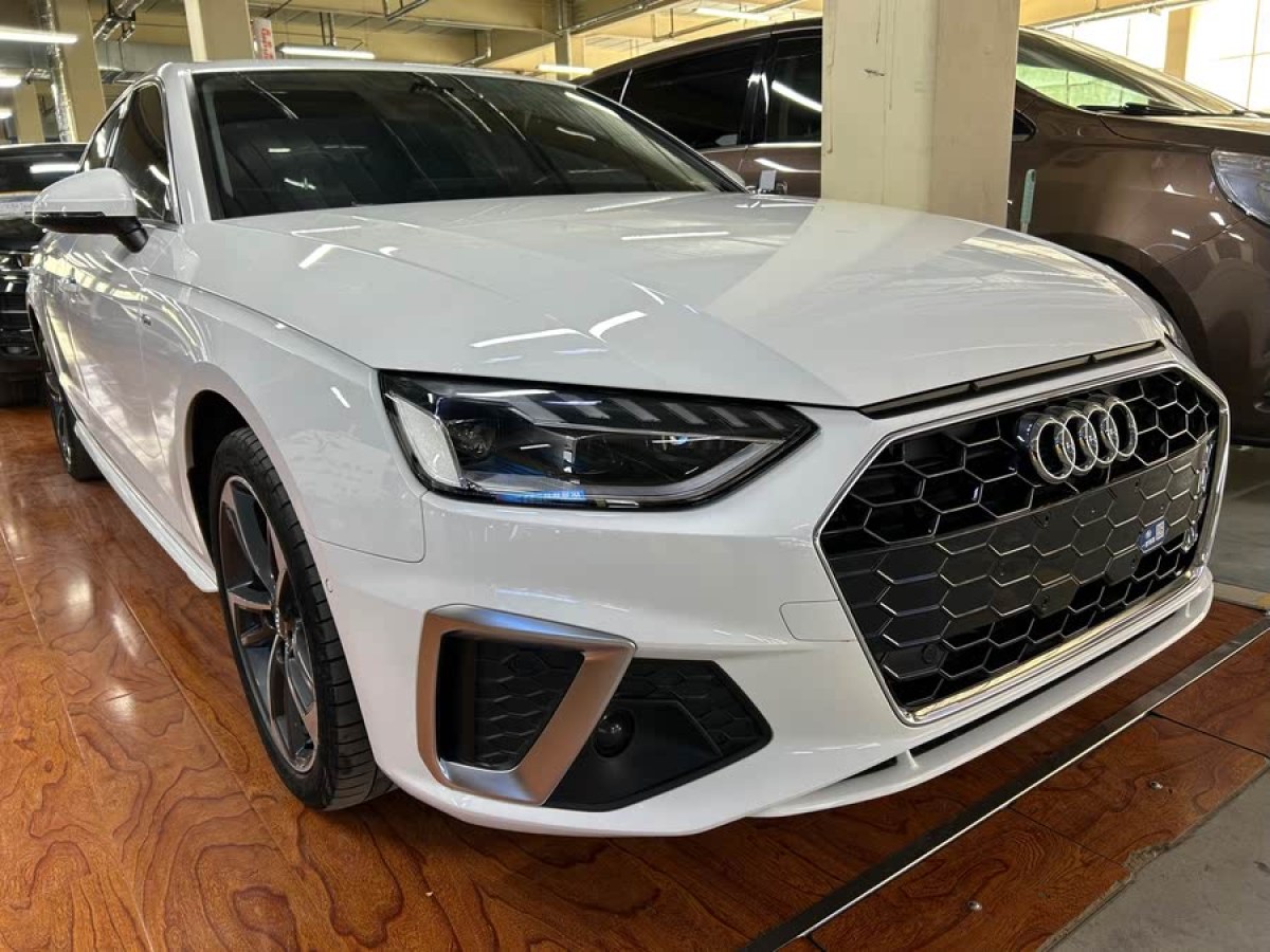 奧迪 奧迪A4L  2022款 40 TFSI 時尚動感型圖片