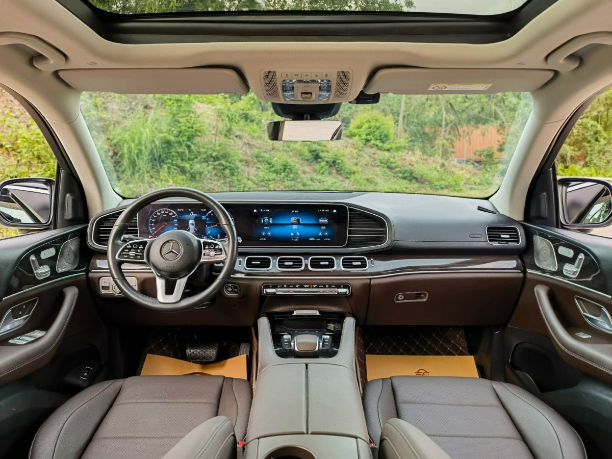 奔馳 奔馳GLE  2022款 改款 GLE 350 4MATIC 時(shí)尚型圖片