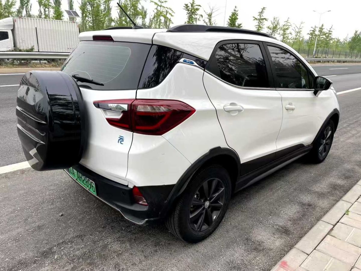 比亞迪 元新能源  2019款 EV360 智聯(lián)悅享型圖片