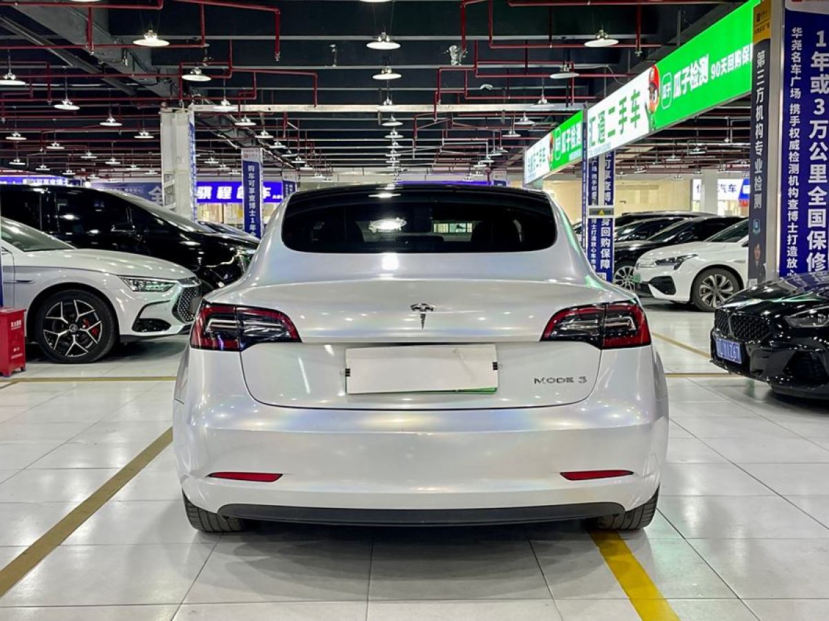 特斯拉 Model 3  2021款 改款 標(biāo)準(zhǔn)續(xù)航后驅(qū)升級(jí)版圖片