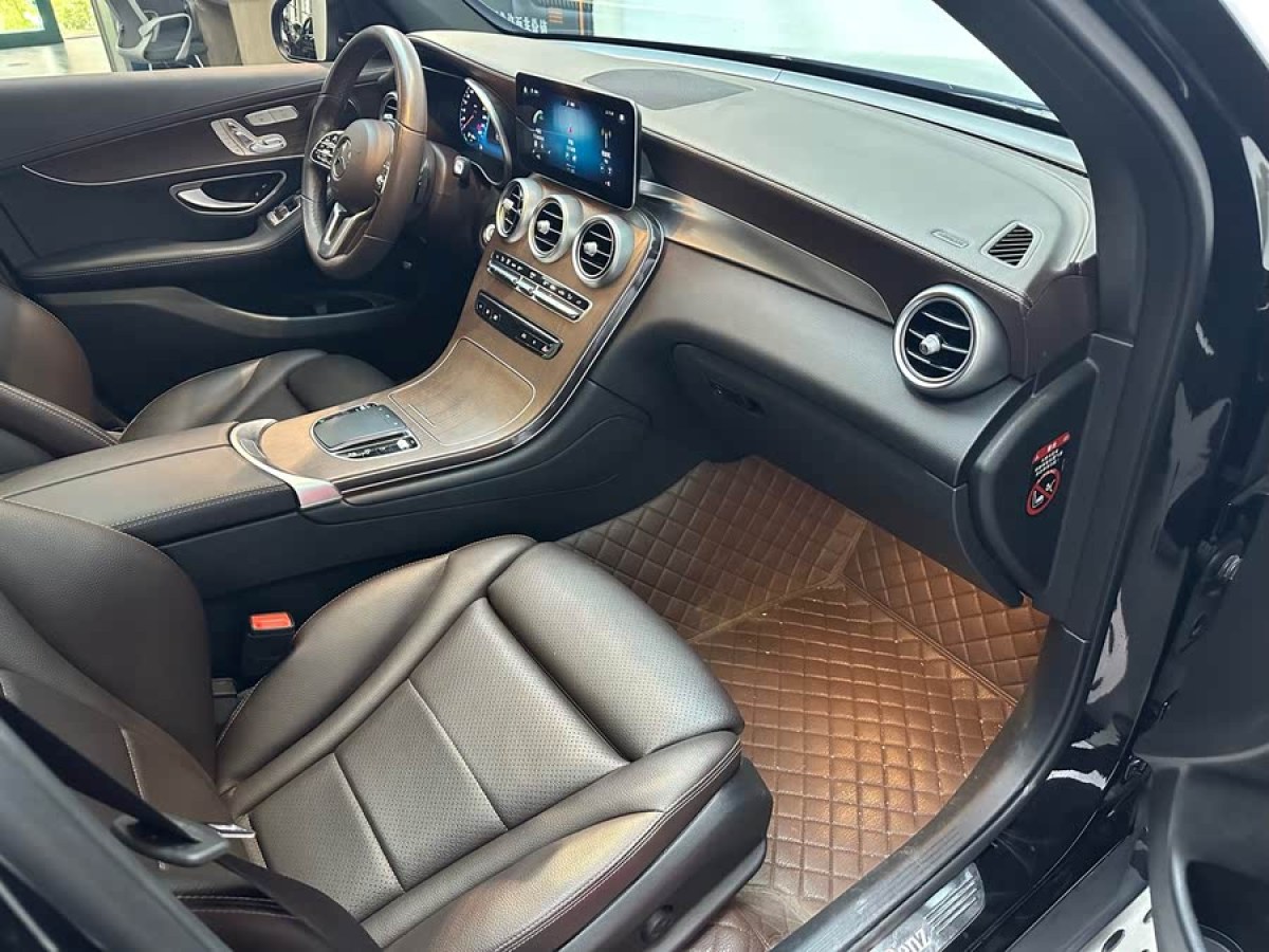 奔馳 奔馳GLC  2022款 改款二 GLC 260 L 4MATIC 豪華型圖片