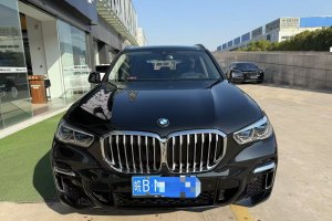 宝马X5 宝马 改款 xDrive 30Li 尊享型M运动套装