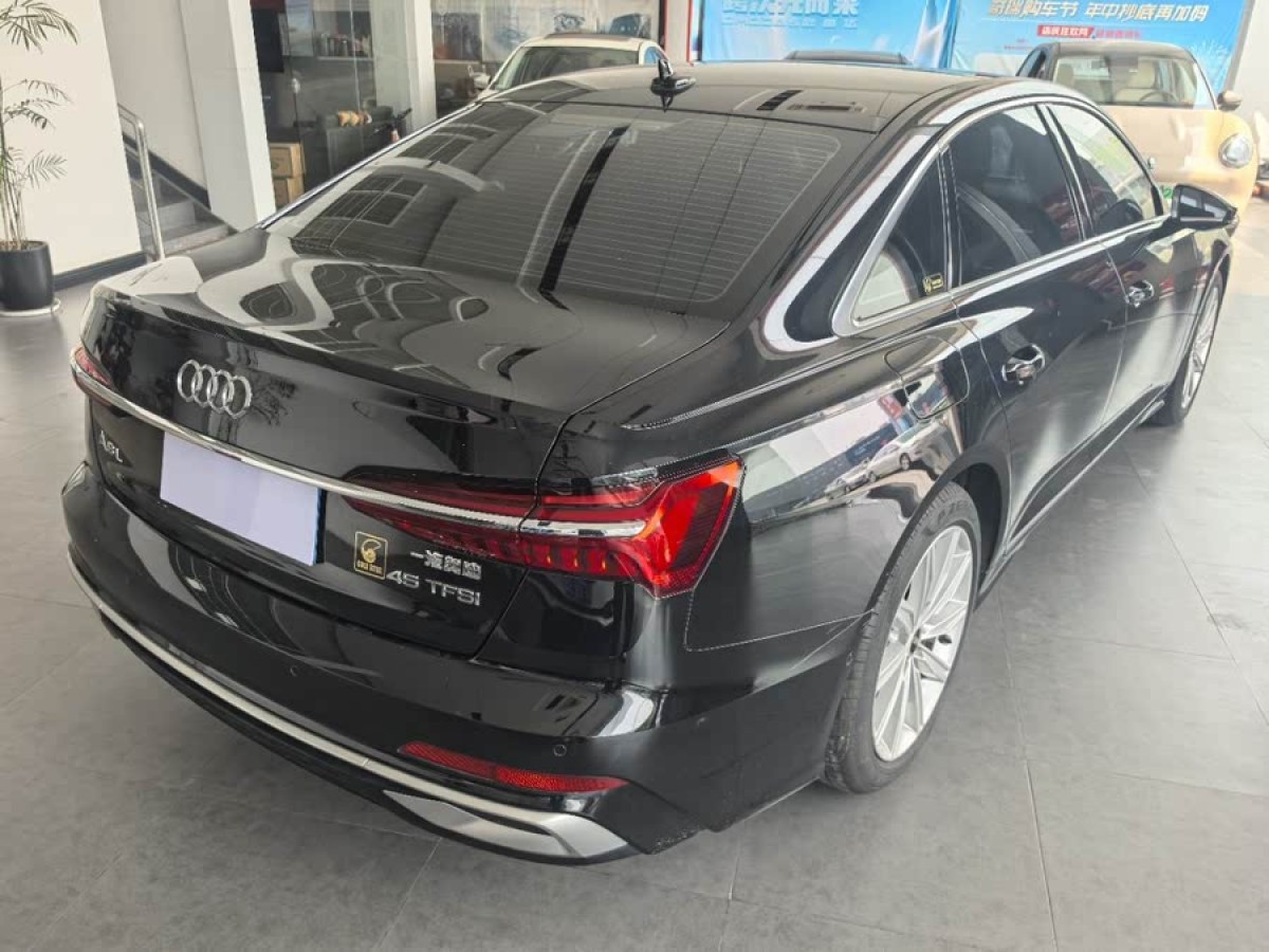 奧迪 奧迪A6L  2024款 45 TFSI quattro 臻選動感型圖片