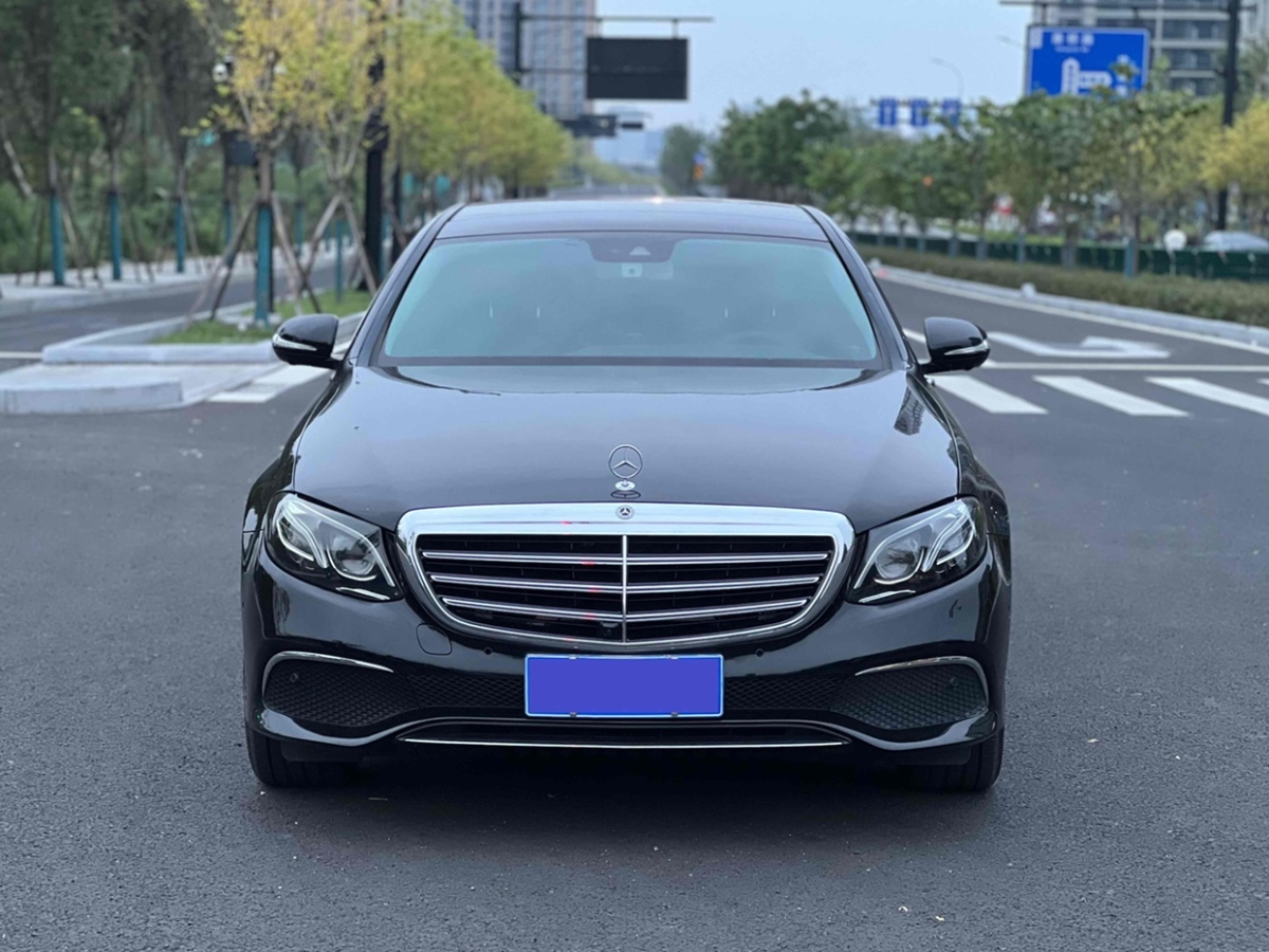 奔馳 奔馳E級  2018款 E 300 L 豪華型圖片