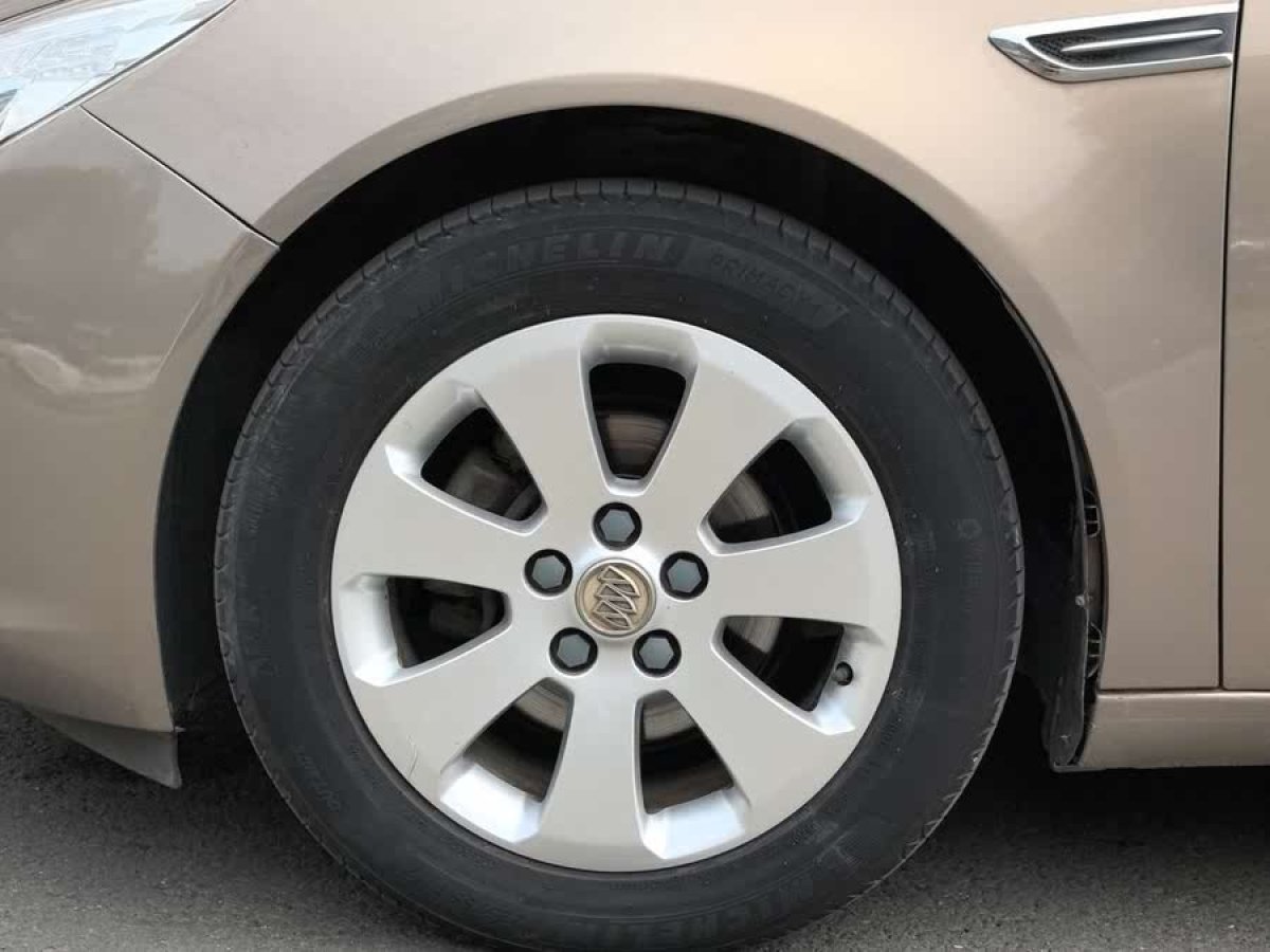 別克 君威  2012款 2.0L 舒適版圖片
