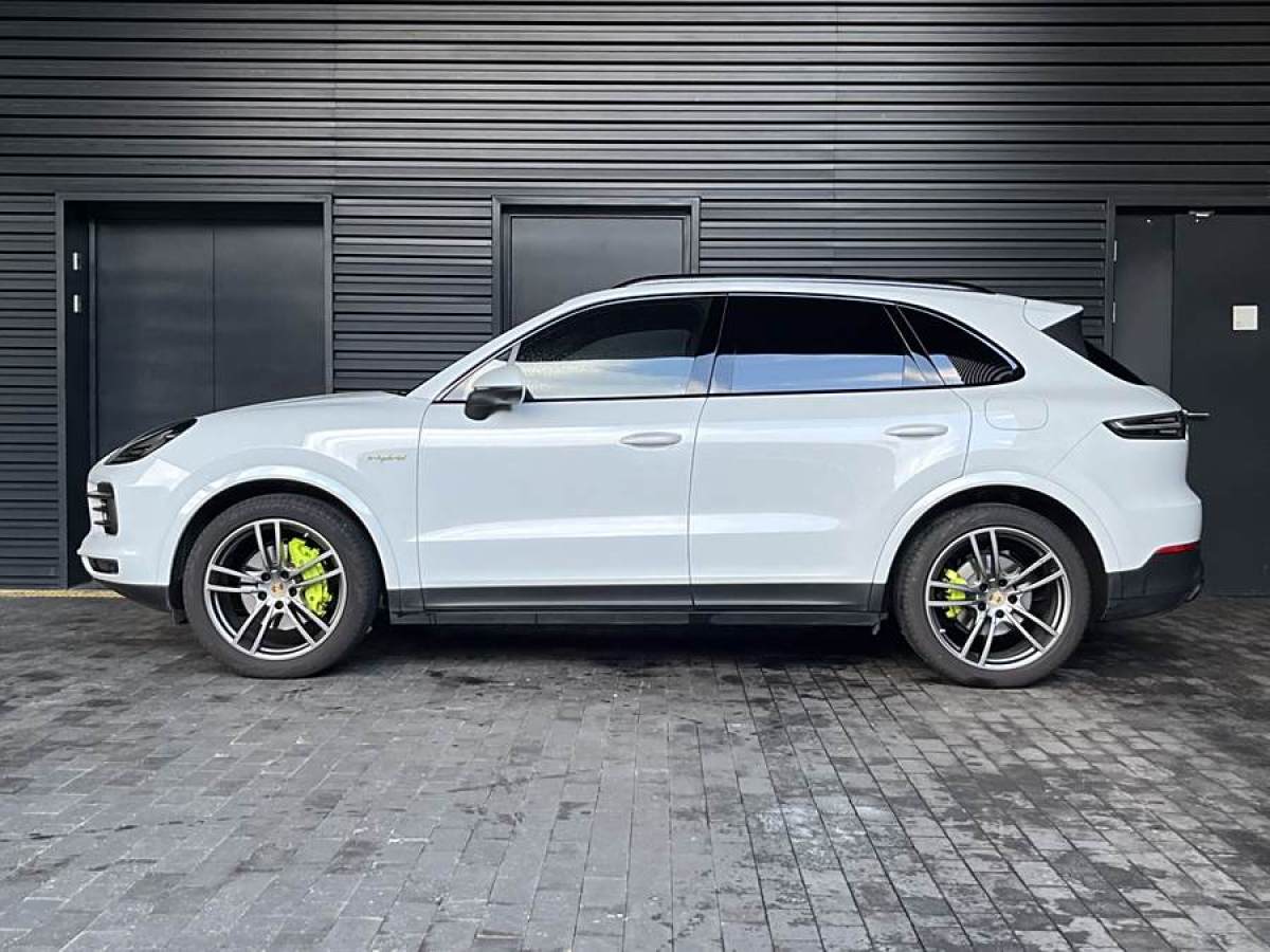 保時捷 Cayenne新能源  2023款 Cayenne E-Hybrid 2.0T 鉑金版圖片