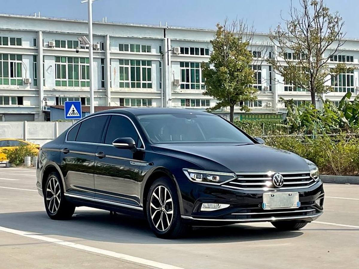 大眾 邁騰  2020款 330TSI DSG 領(lǐng)先型圖片