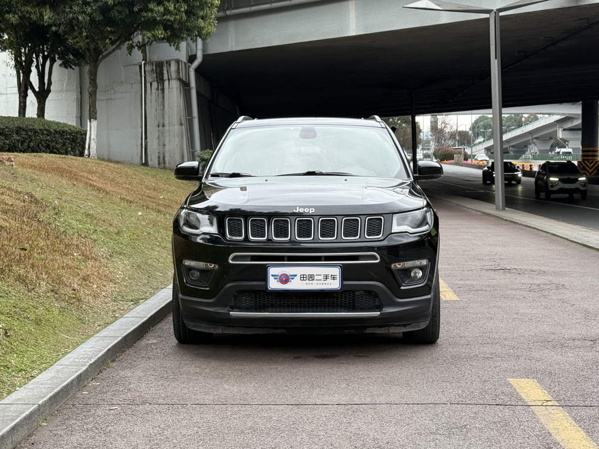 Jeep 指南者  2019款 200T 自動家享-互聯(lián)大屏版圖片