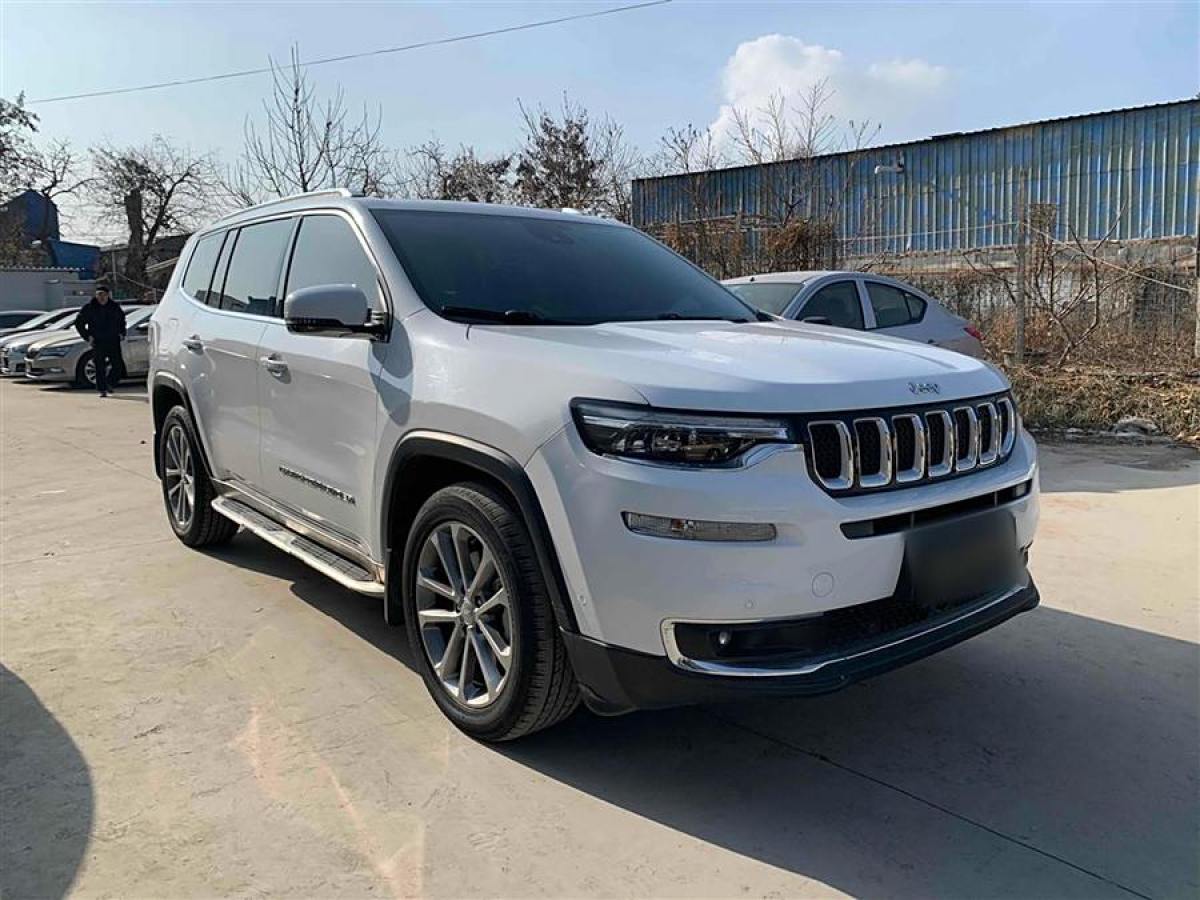 Jeep 指揮官  2018款 2.0T 四驅(qū)智享版 國(guó)VI圖片