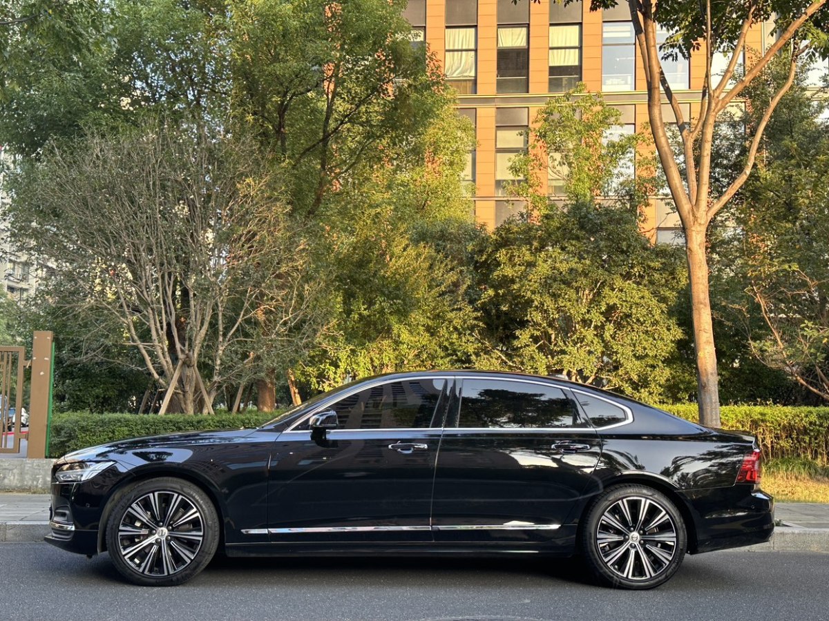 沃爾沃 S90  2022款 B5 智雅豪華版圖片