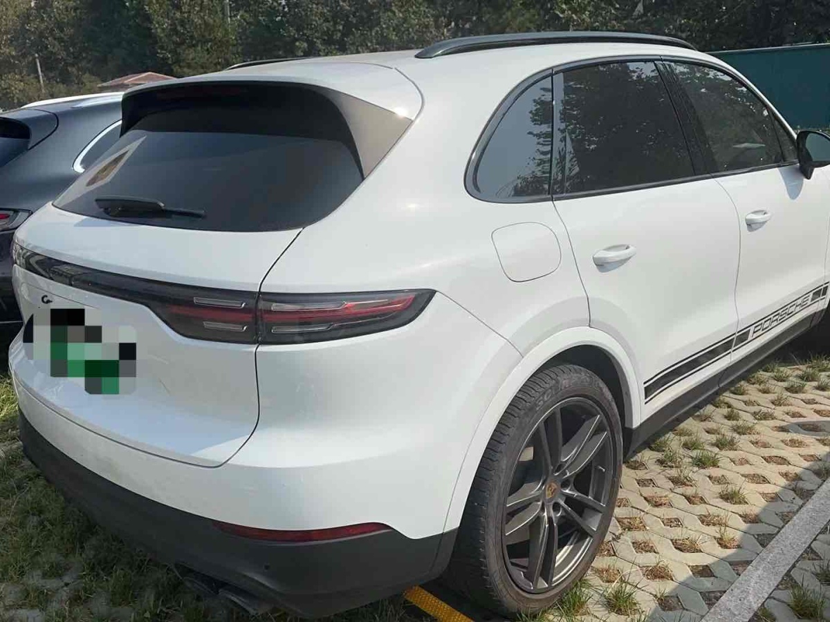 2022年7月保時(shí)捷 Cayenne新能源  2021款 Cayenne E-Hybrid 2.0T