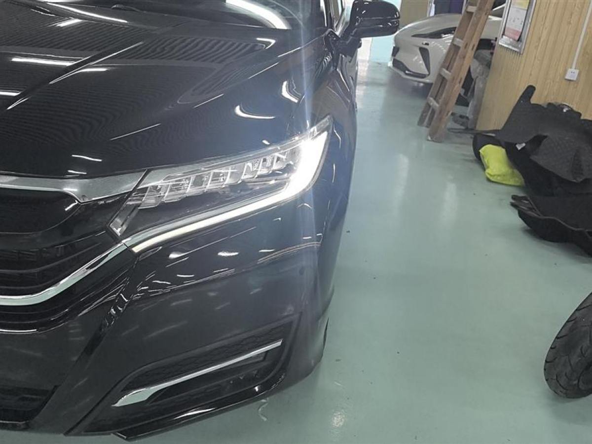 本田 UR-V  2017款 370TURBO 兩驅尊貴版圖片