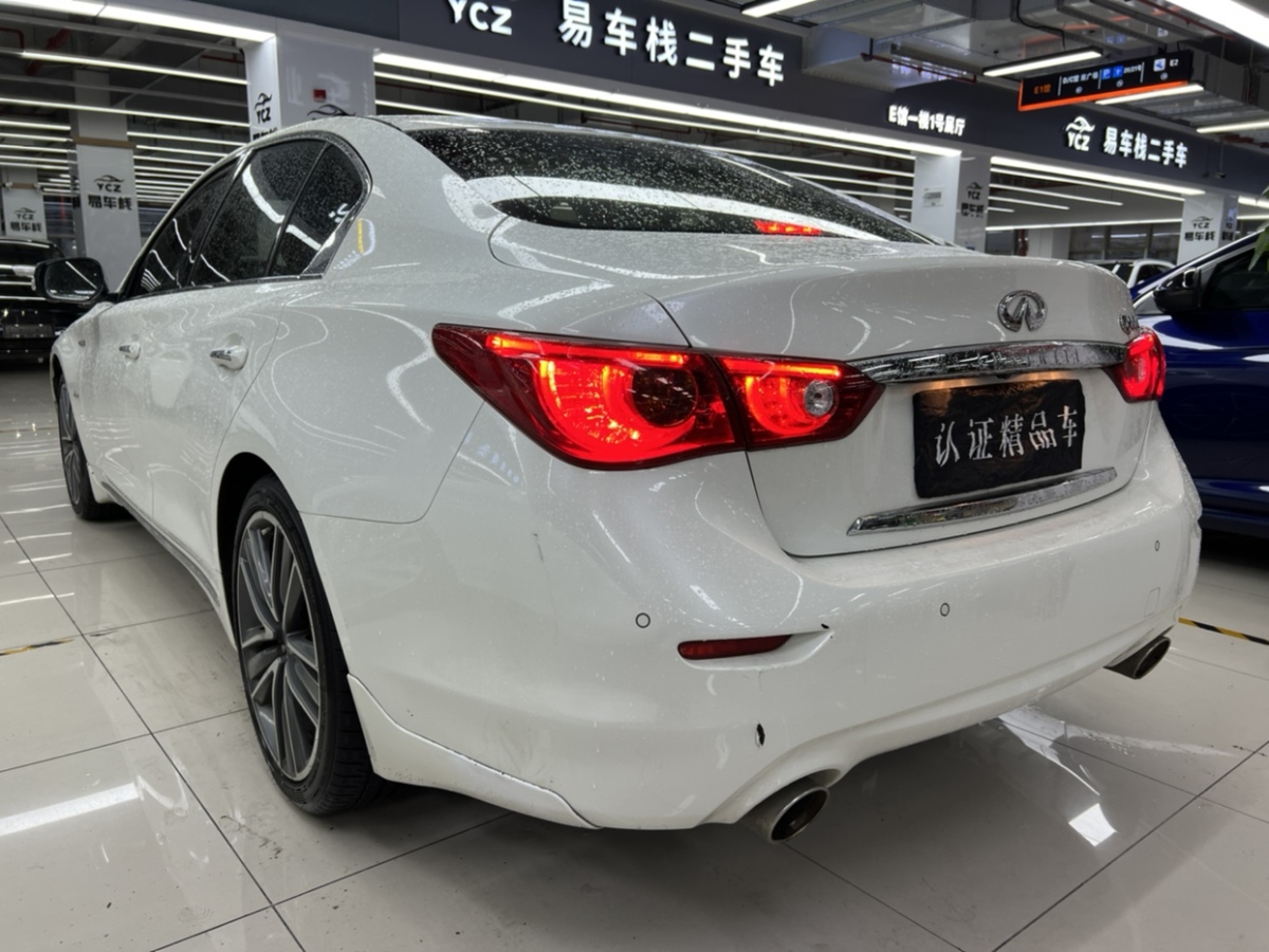 英菲尼迪 Q50L  2015款 2.0T 豪華運(yùn)動版圖片