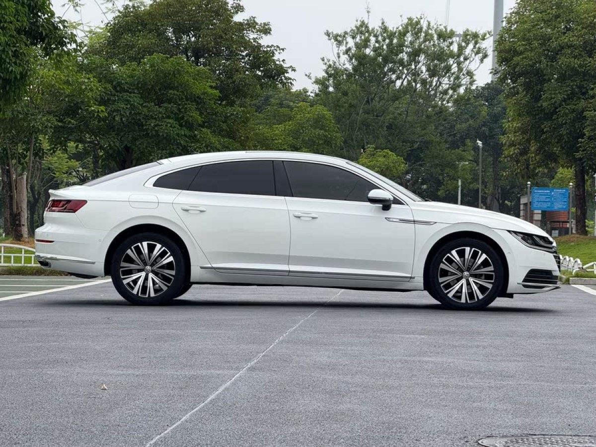 大眾 一汽-大眾CC  2020款 330TSI 魅顏版 國(guó)VI圖片