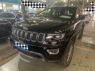 2020年10月 Jeep 大切諾基(進(jìn)口) 3.0L 精英導(dǎo)航版圖片