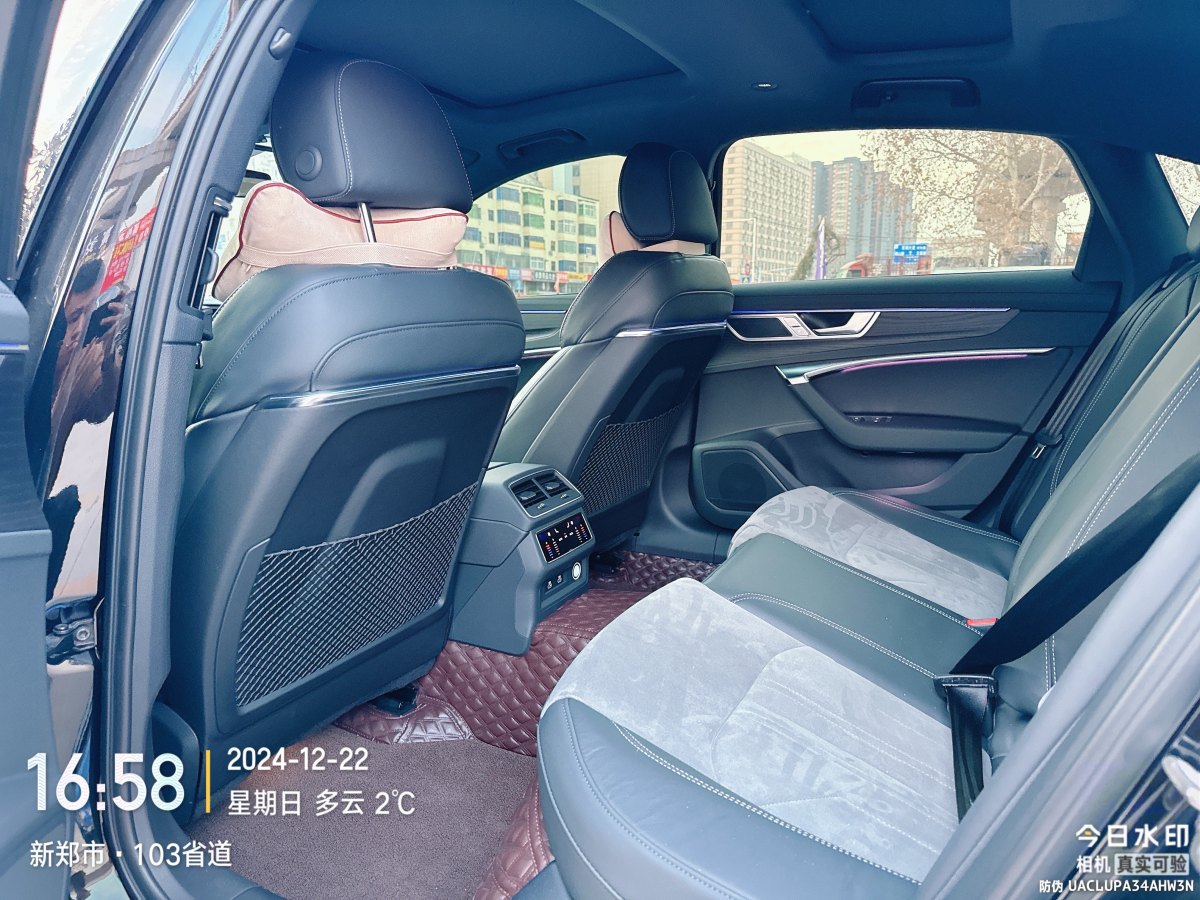 奧迪 奧迪A6L  2024款 45 TFSI quattro 臻選動(dòng)感型圖片