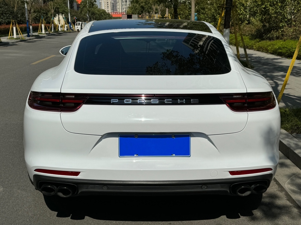 2018年8月保時(shí)捷 Panamera  2017款 Panamera 3.0T