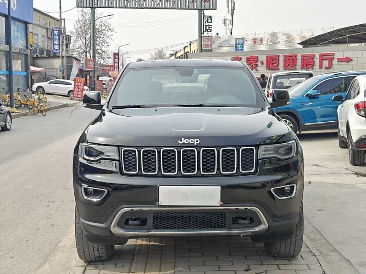 2020年7月Jeep 大切諾基  2020款 3.0L 專業(yè)導(dǎo)航版