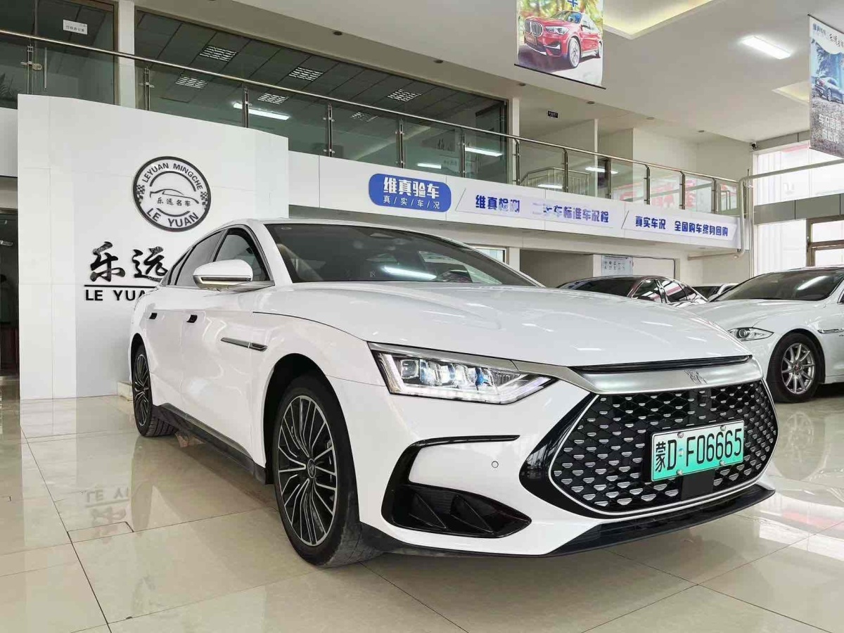 比亞迪 漢  2022款 DM-i 121KM 領(lǐng)航型圖片